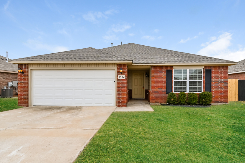 8412 SW 49TH CIRCLE OKLAHOMA CITY, OK 73179